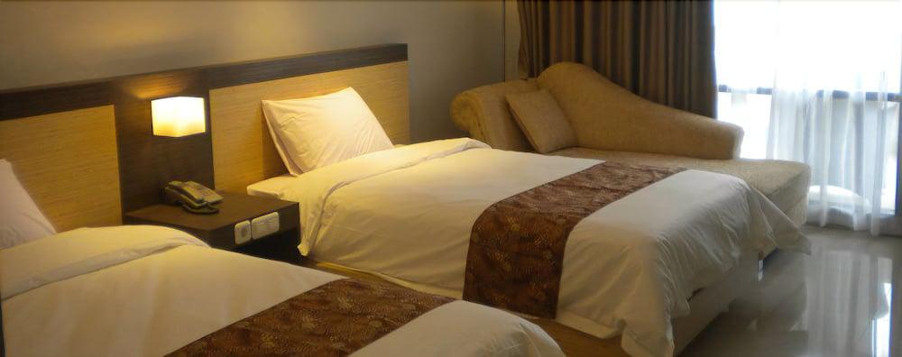 Grand Inna Samudra Beach Cimaja Exterior photo